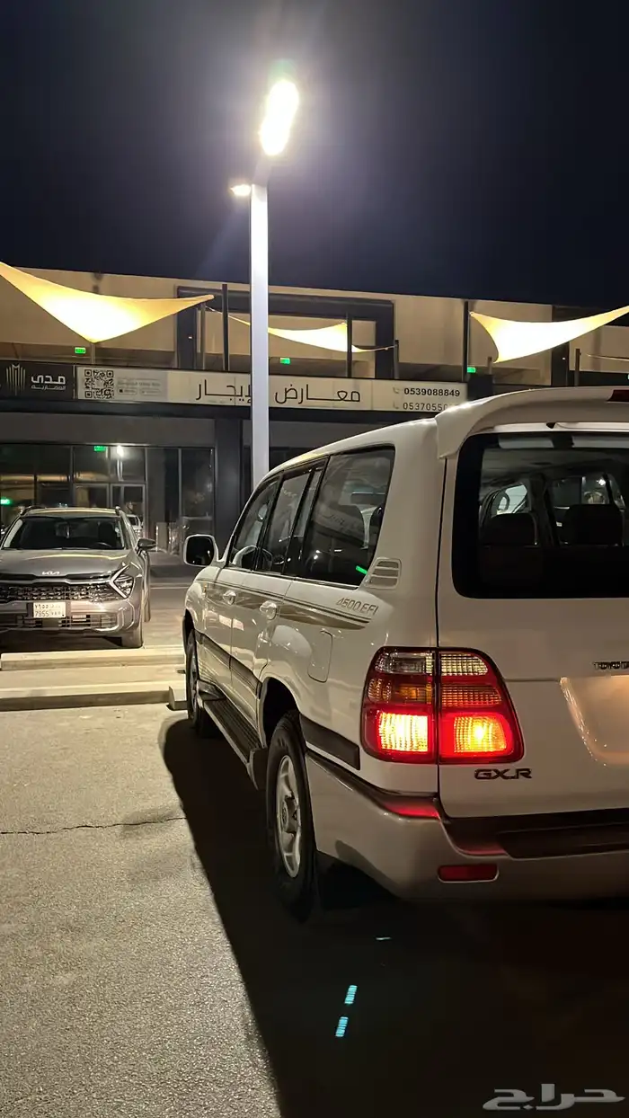 لاندكروزر 2001 4