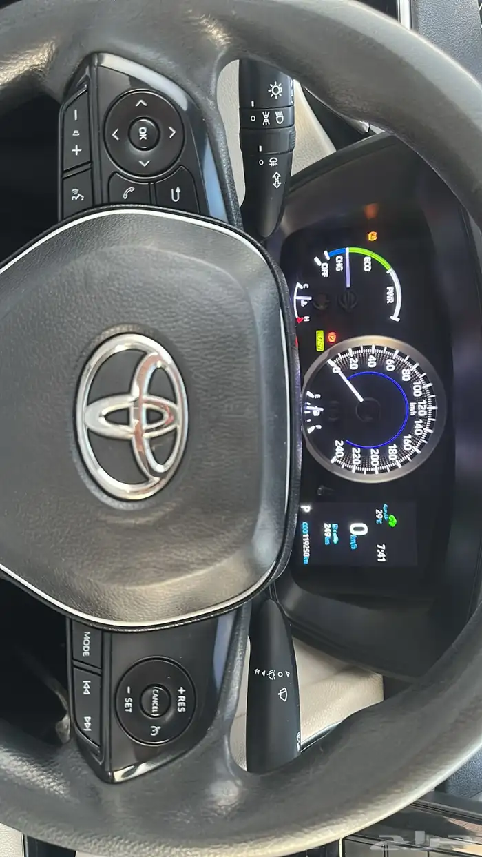 تويوتا كورولا هايبرد 2022 13