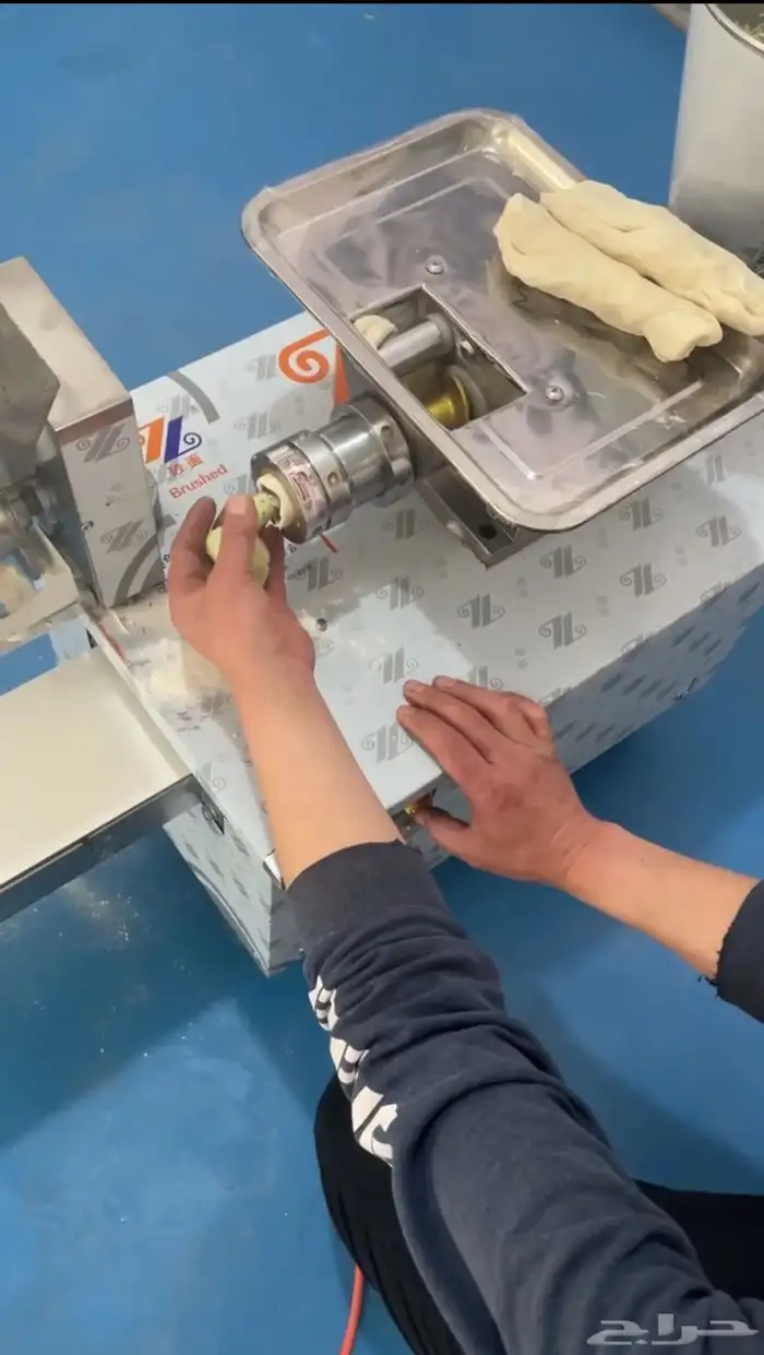 الة صنع سمبوسه 3