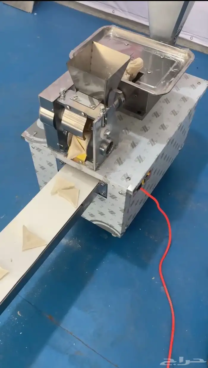 الة صنع سمبوسه 1