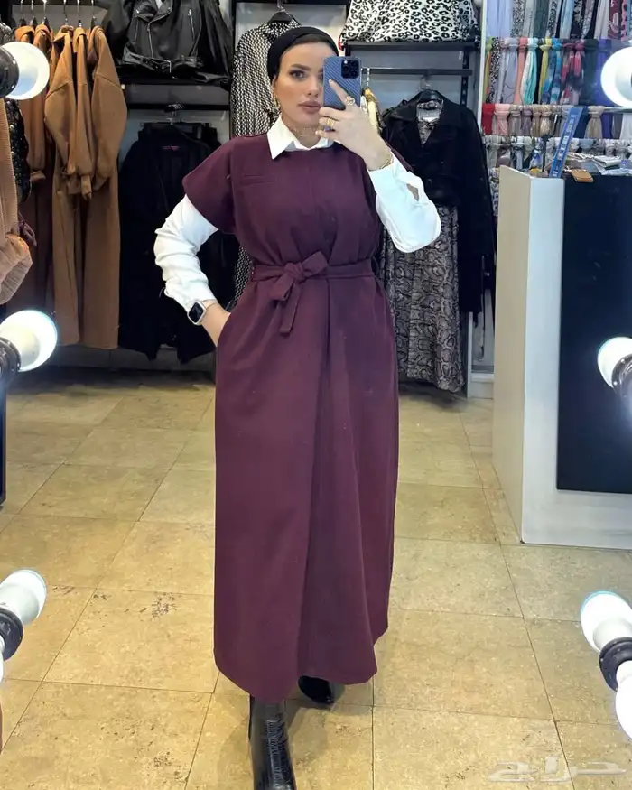 ملابس نسائيه 50