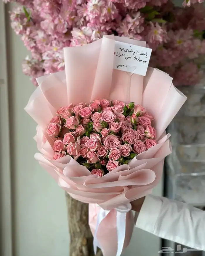 مندوب توصيل هدايا او تنسيق تغليف الهدايا 4