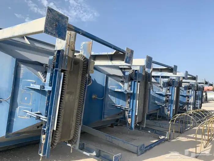 خلاطة أسفلت للبيع 240 طن 3