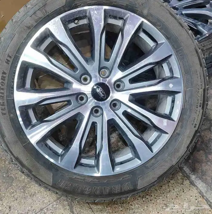 جنوط فورد إيفرست 0