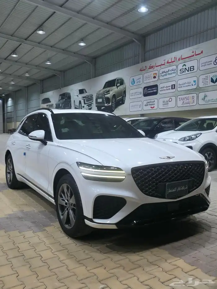 جنسس GV70 2023 فل كامل ديزل 3