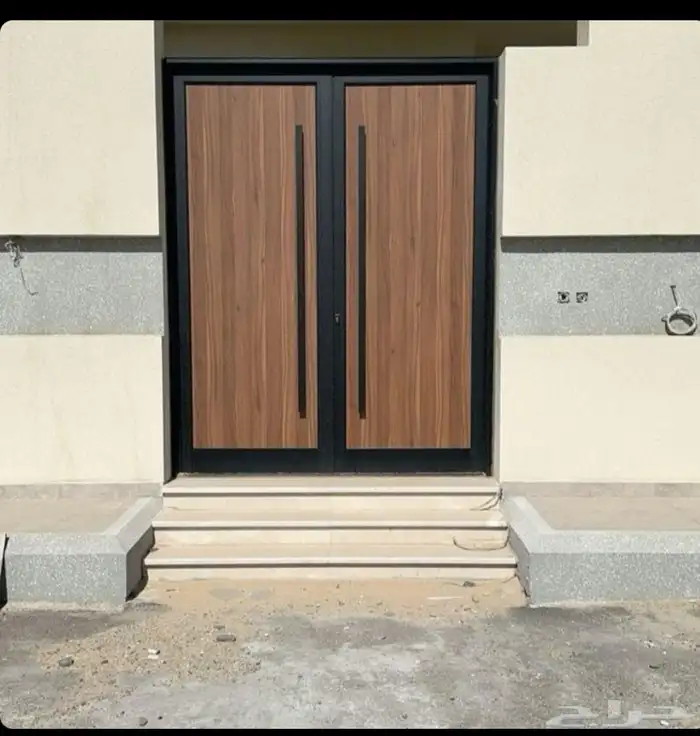 باب كلادينج المنيوم باب حديد سندوتش بينل ابواب المنيوم باب 8