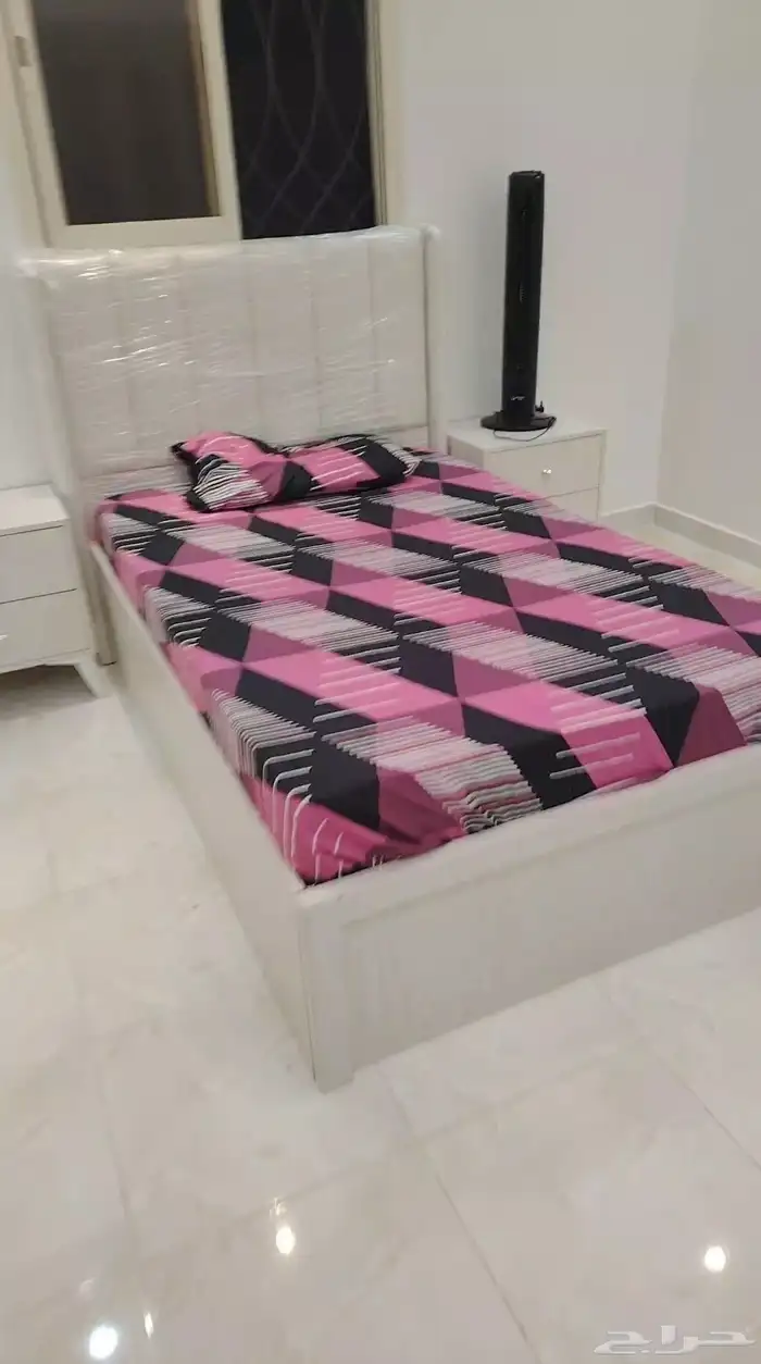 غرفتين نوم واحده سرير نفرين والتانيه سرير نفر ونص نظيفات شدي 7