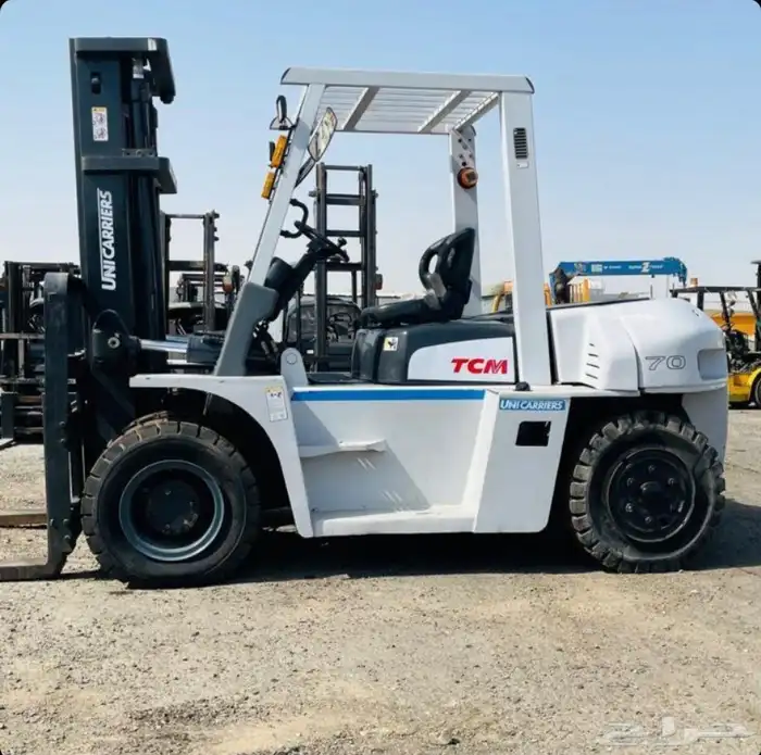 ابو فارس لجميع المعدات الثقيله للايجار يومي شهري سنوي 0