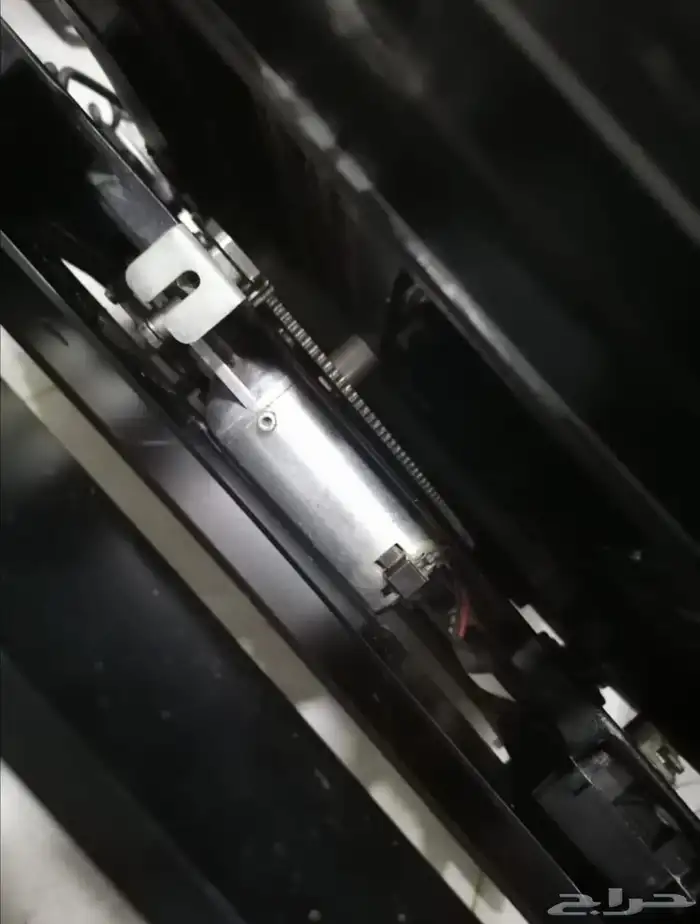 كرسي سيارة متحرك كهربائي ل كبار السن و احتياجات خاصة و الهمم 11