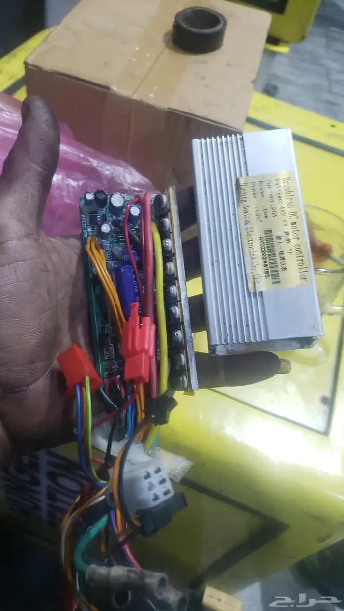 مكنيكي دبابات محتاج شغل 1