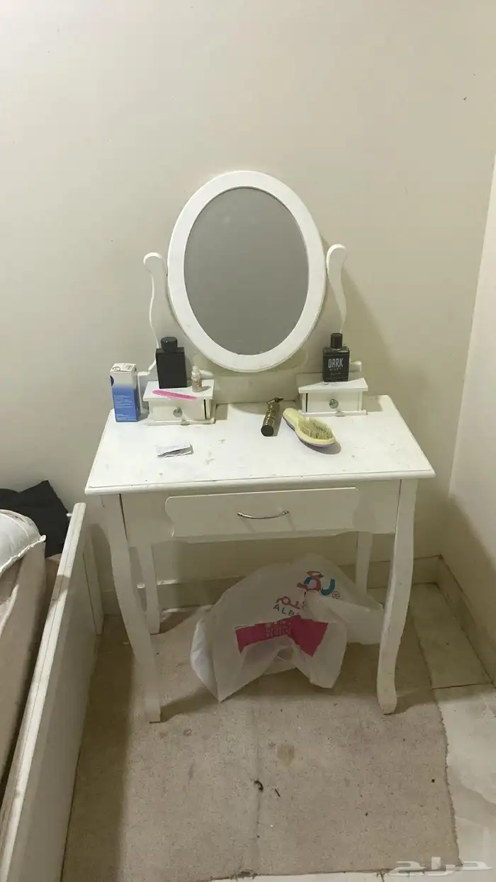 غرفه نوم كامله بالمرتبه دفايه زيت دولاب صغير 5