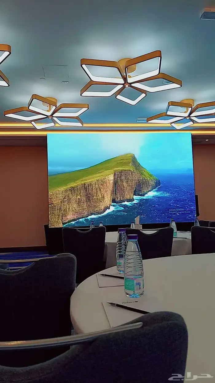 شاشات عرض عملاقه 1