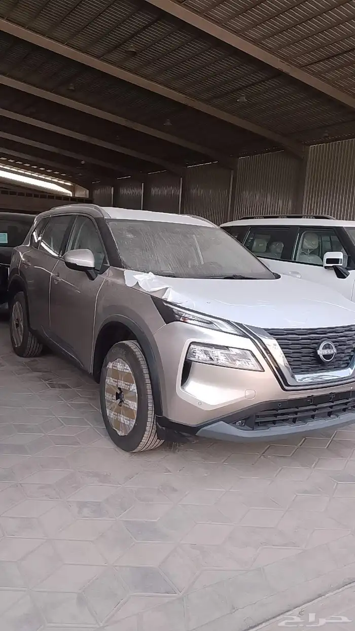 نيسان اكس تريل Sv 2025 نص فل كاش واقساط 1