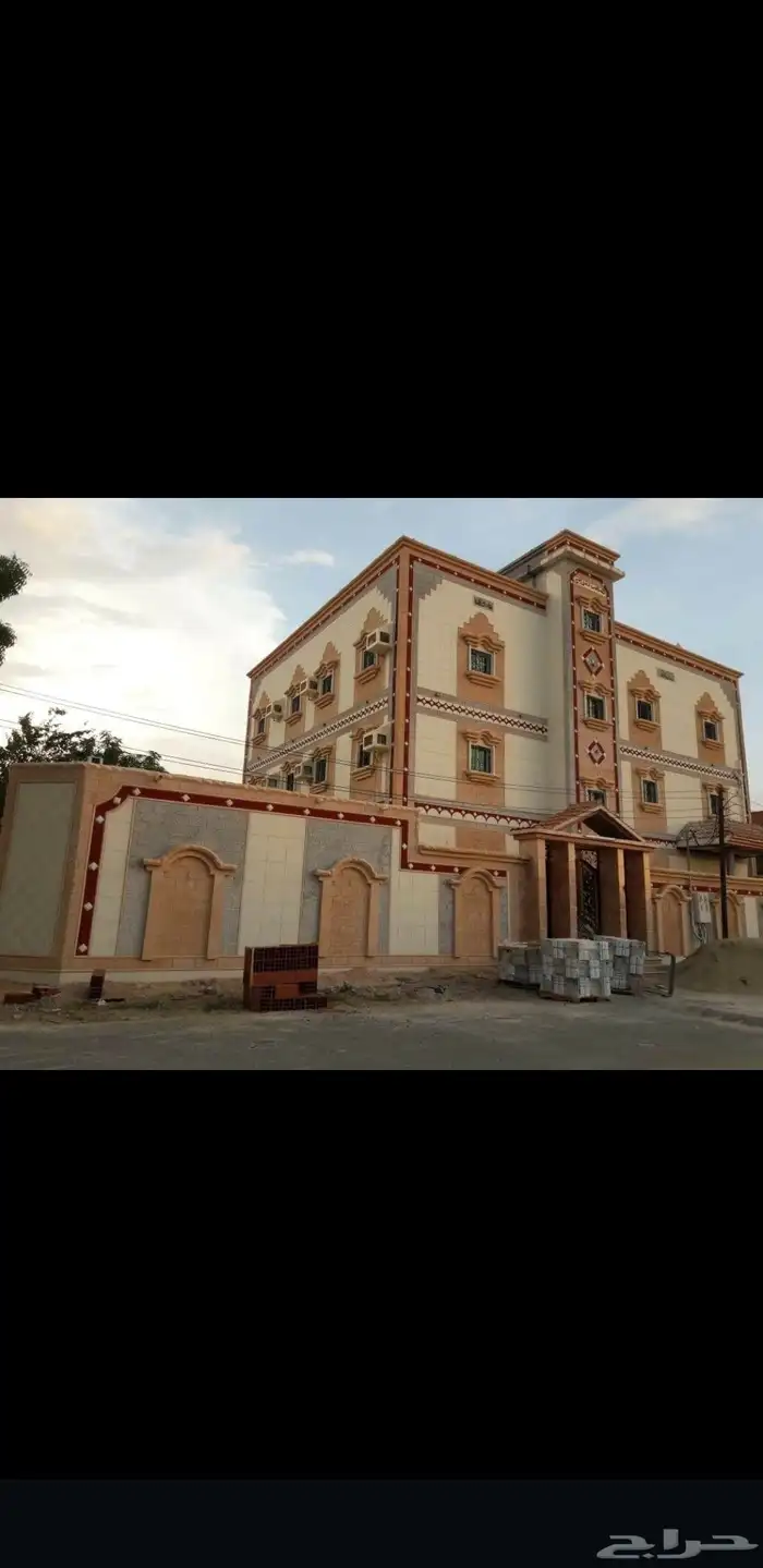 لياسه ملونه باللاسمنت الابيض وبطحاء الرياض معا اعمال العزل 2