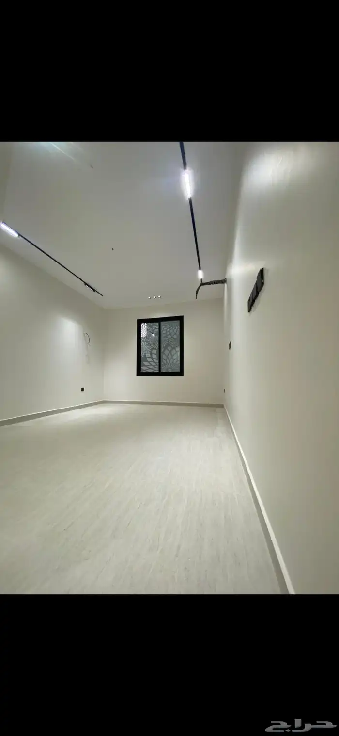 شقة تمليك مدخل مستقل بحوش _ العزيزية حي الدفاع مساحة 181 6