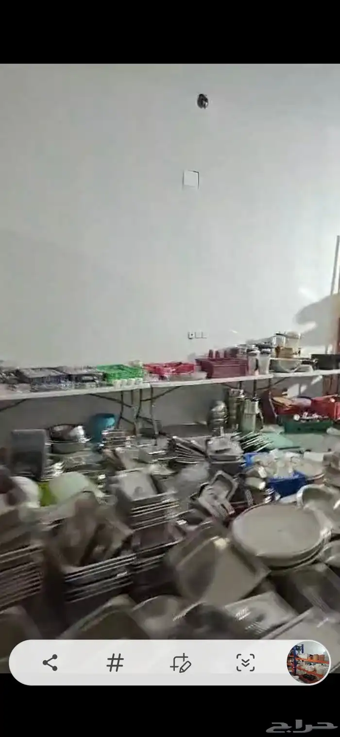 اغراض مطعم كامل للبيع للتواصل والتفاهم على الخاص او على هذا 4