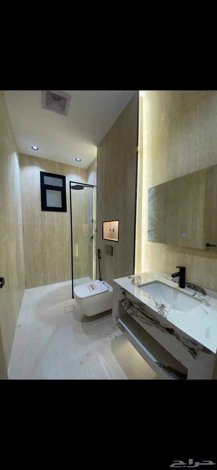 شقة تمليك مدخل مستقل بحوش _ العزيزية حي الدفاع مساحة 181 5