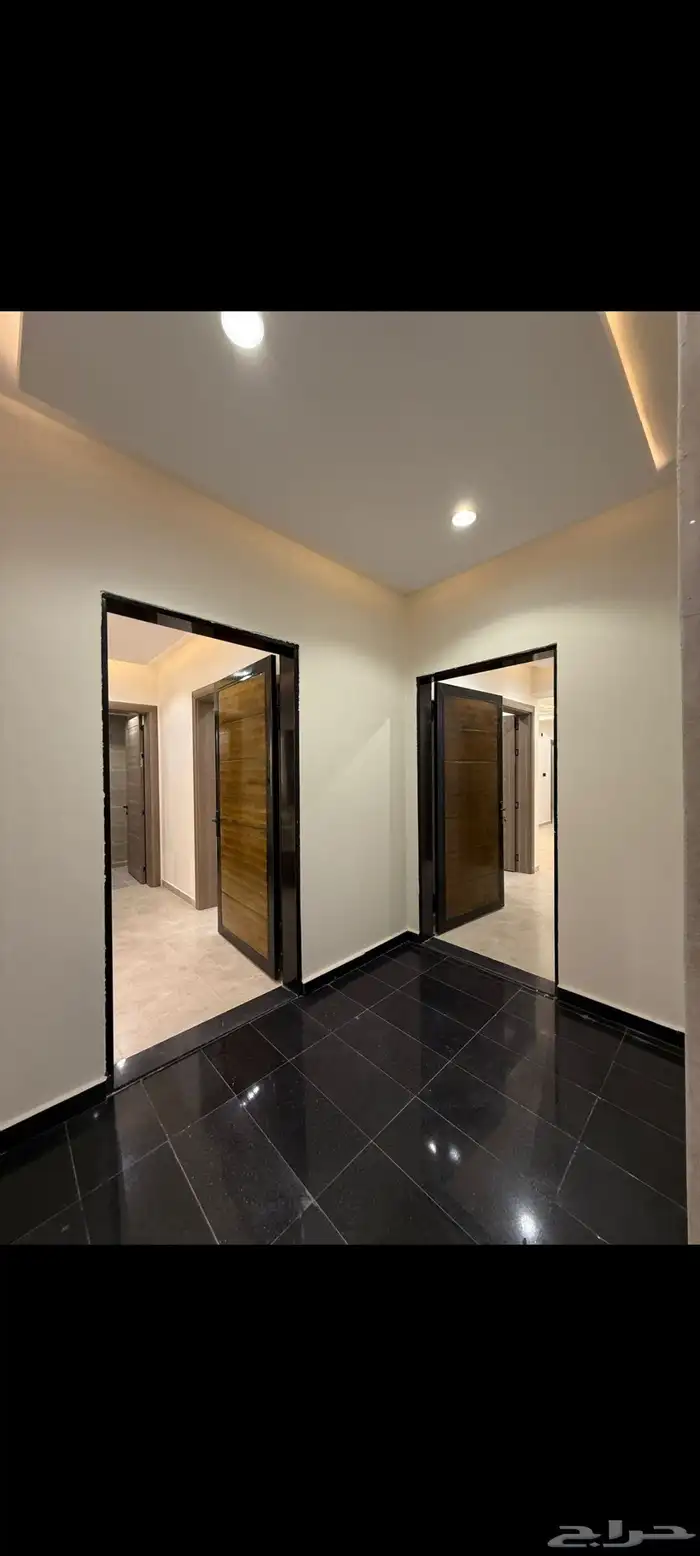 للبيع شقق علويه موقع مميز تشطيبات فاخرة جميع الخدمات والضمان 6
