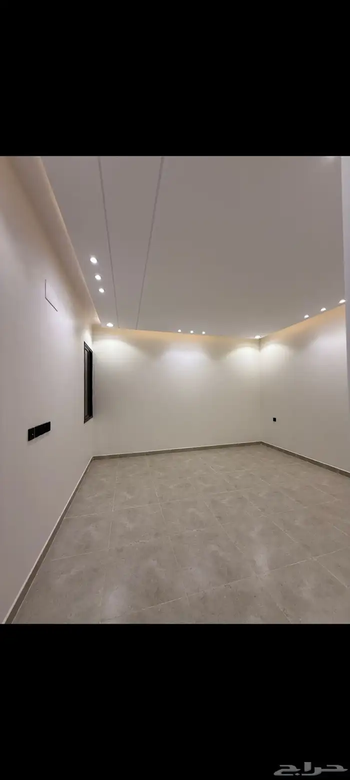 للبيع شقق علويه موقع مميز تشطيبات فاخرة جميع الخدمات والضمان 20