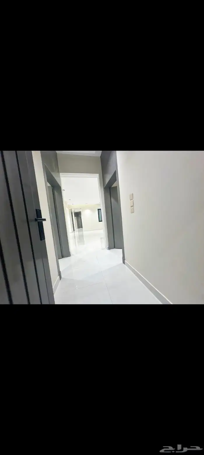 للبيع شقق ارضية وعلويه موقع مميز تشطيبات فاخرة أسعار مناسبة 33