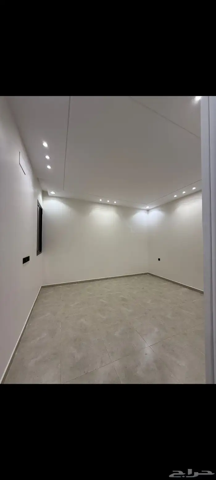 للبيع شقق علويه موقع مميز تشطيبات فاخرة جميع الخدمات والضمان 26