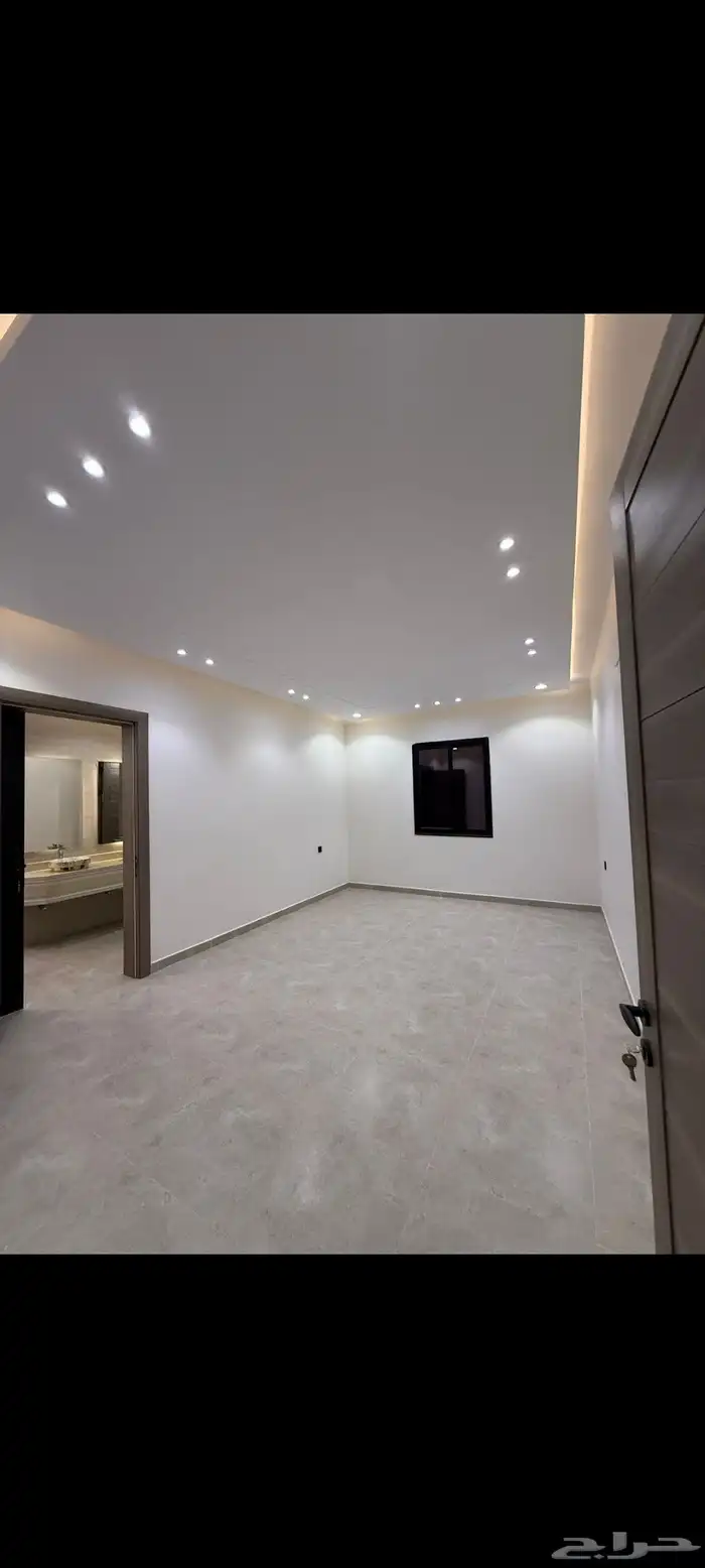 للبيع شقق علويه موقع مميز تشطيبات فاخرة جميع الخدمات والضمان 11