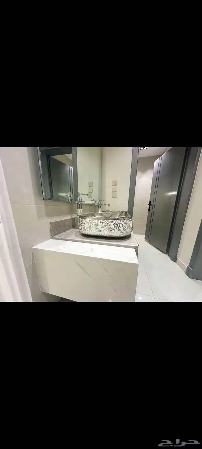 للبيع شقق ارضية وعلويه موقع مميز تشطيبات فاخرة أسعار مناسبة 31