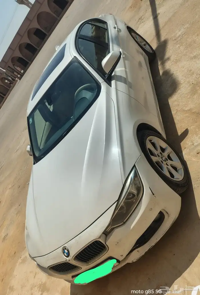 بي ام دبليو الفئة الثالثة 2012 320i 5