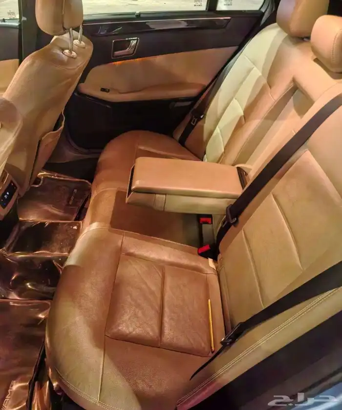 مرسيدس E300 نظيف موديل 2010 6