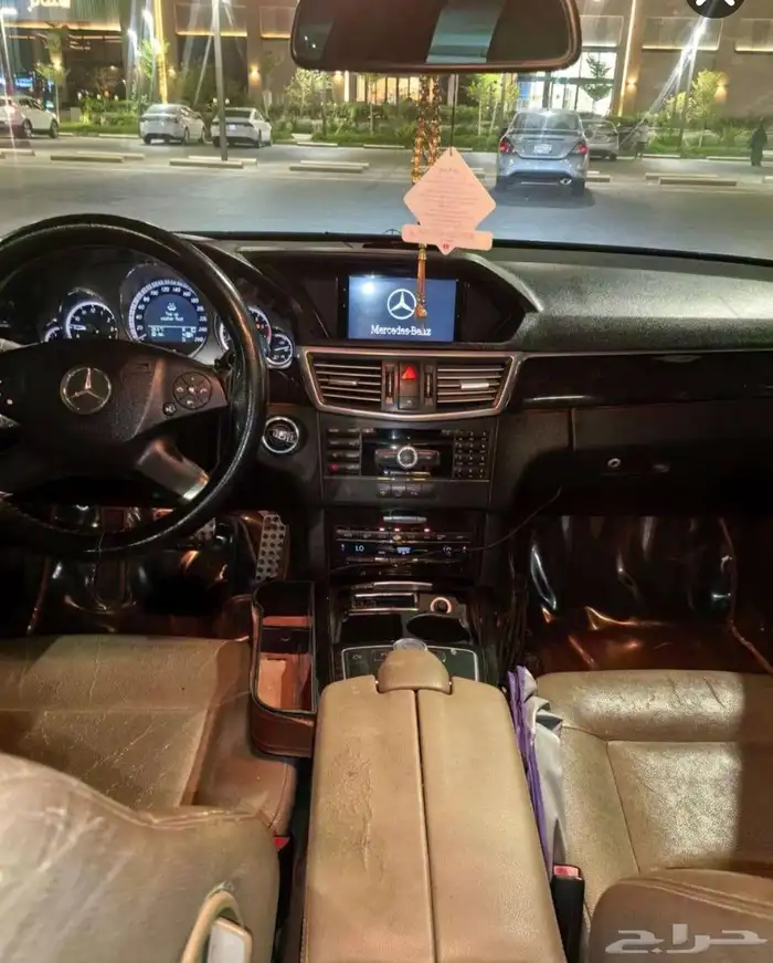 مرسيدس E300 نظيف موديل 2010 5