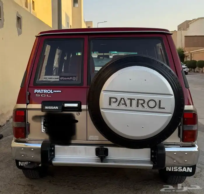 نيسان باترول صالون SGL 2