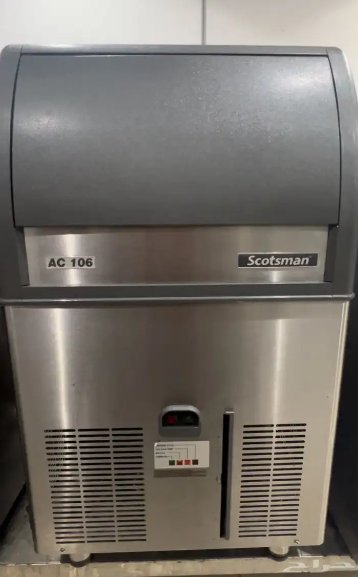 مكينه ثلج مستعمله نظيفة جدا  ايطالية مقاسات متعددة 2