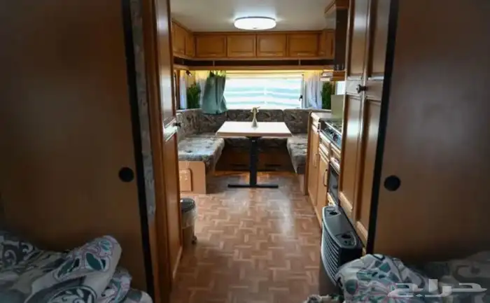 حد اللبيع 46 الي له نظر اكلم له المالك انا مجرد ساعي 12