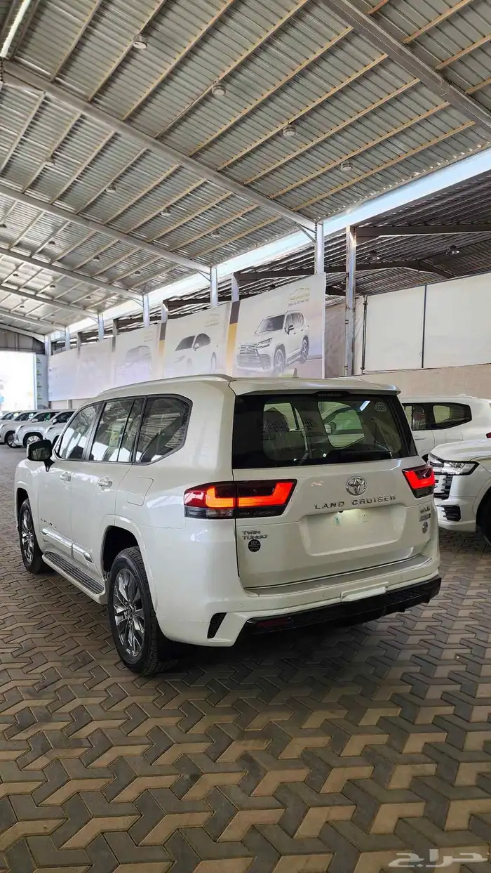 تويوتا جكسار L5 وارد الساير ابيض 2025 ( باقل الاسعار ) 8