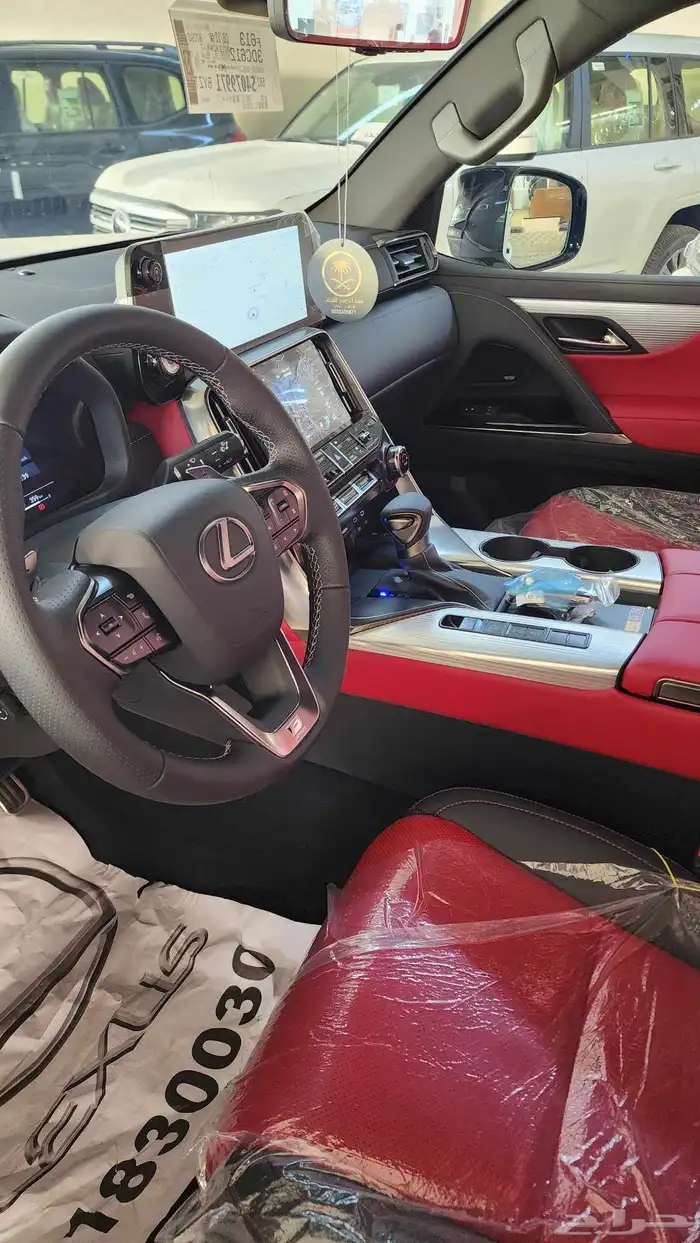 لكزس LX600 اف اسبورت سعودي ابيض 2025 ( بطاقه جمركيه ) 10