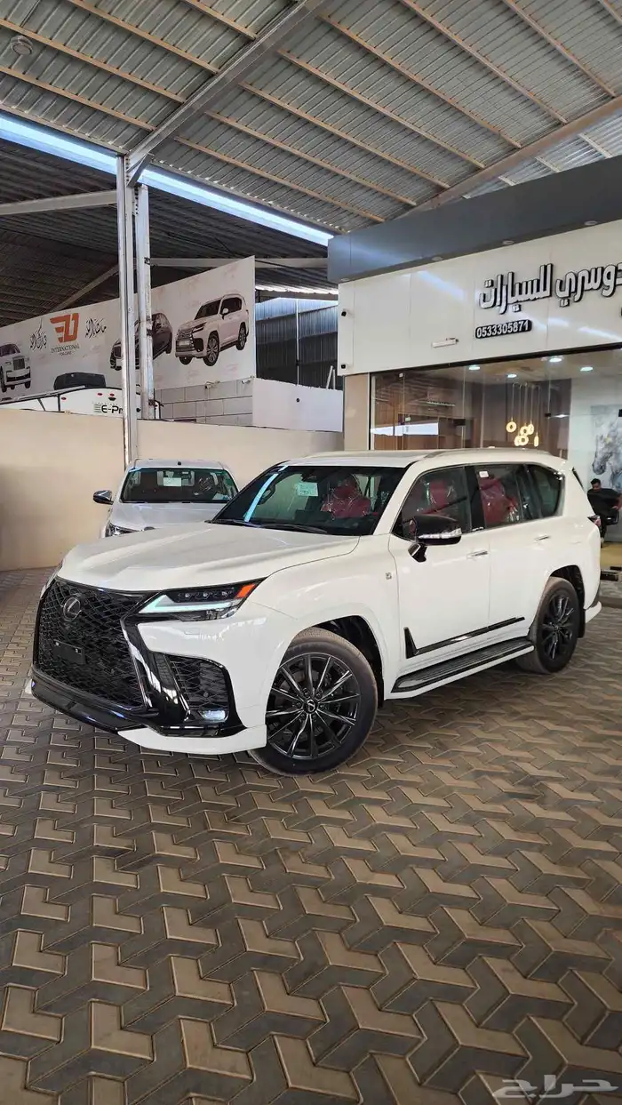 لكزس LX600 اف اسبورت سعودي ابيض 2025 ( بطاقه جمركيه ) 1
