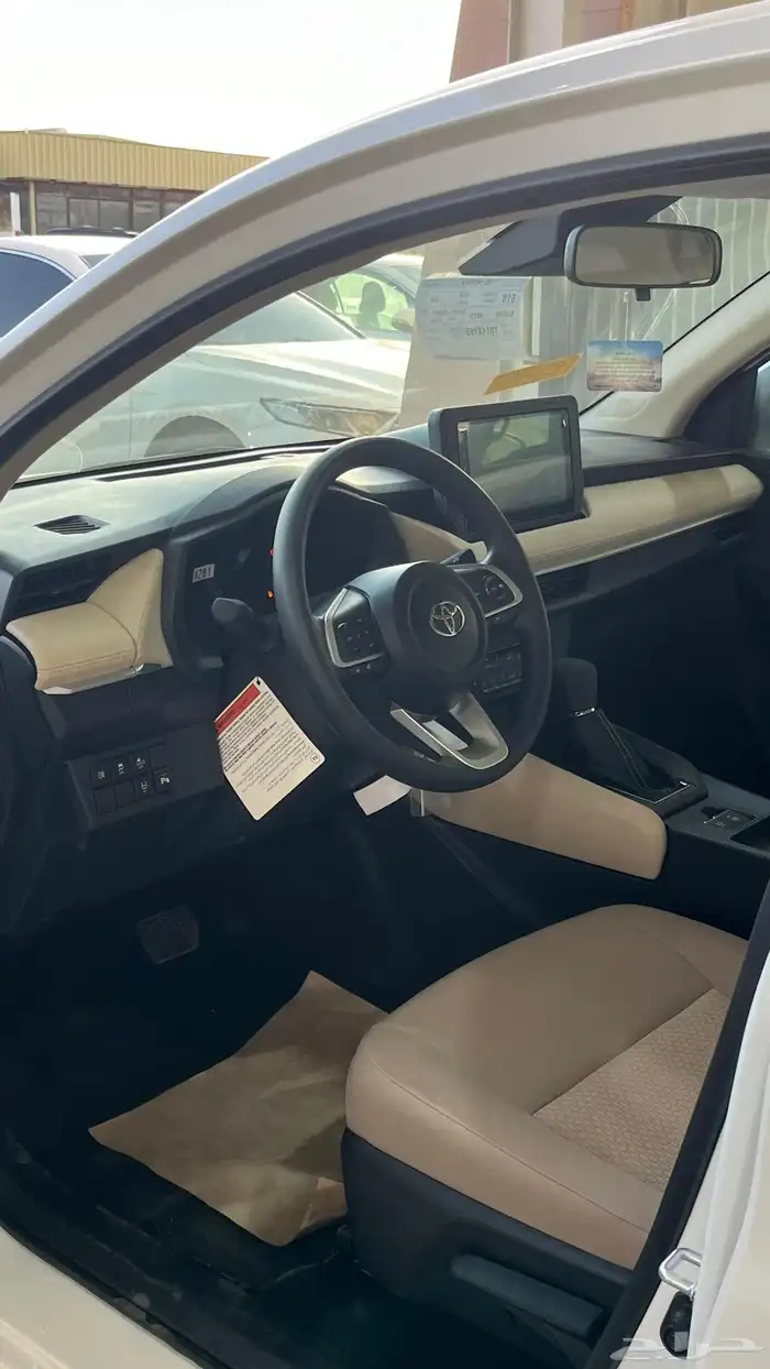 تويوتا يارس استندر Yونص الفل موديل 2026 3