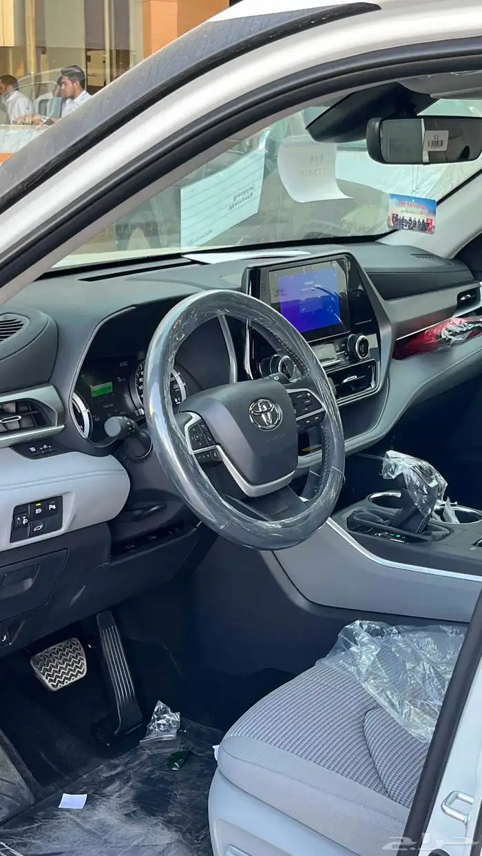 تويوتا هايلندر GLE 4X4 2.5 موديل 2025 عروض التقسيط 3