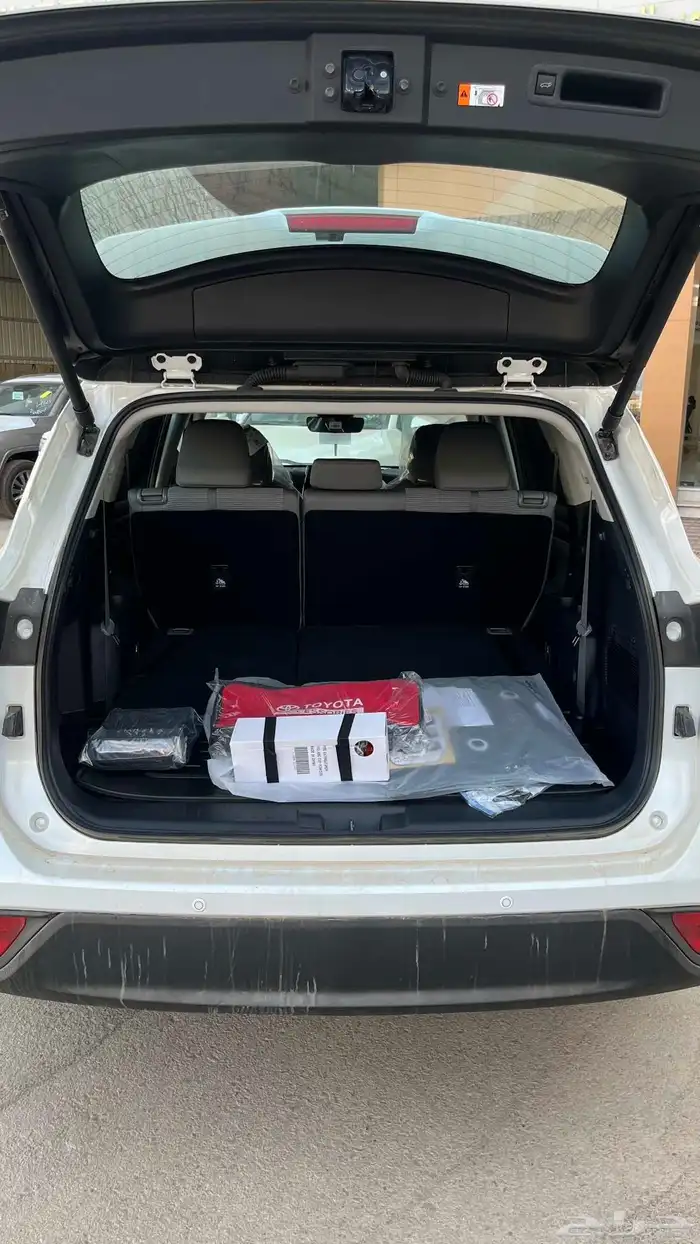 تويوتا هايلندر GLE 4X4 2.5 موديل 2025 عروض التقسيط 2