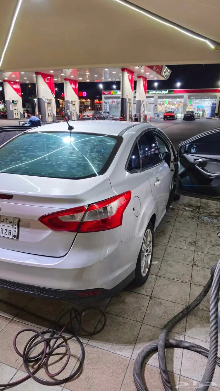 للبيع فورد فوكس نظيف 2012 للبيع 1