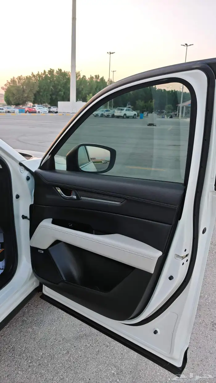 مازاد CX-5 موديل 2021 فل كامل أعلى فئة . 15