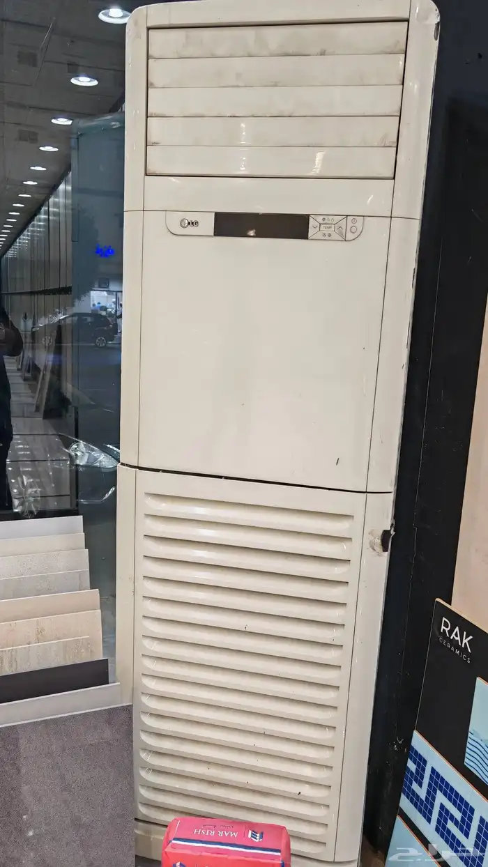 مكيف LG دولاب نظيف للبيع0 0
