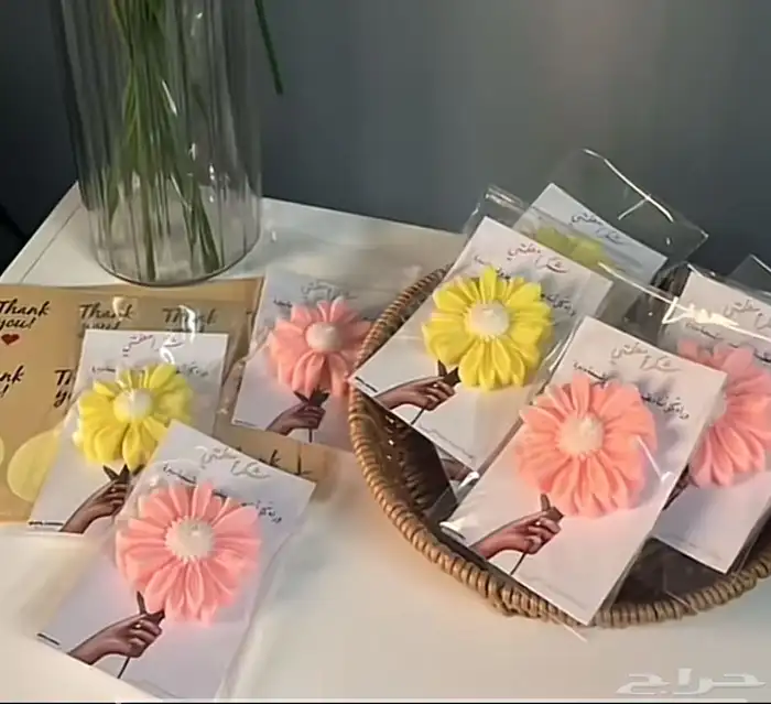 توزيعات هدايا لجميع المناسبه مع الطباعه حسب الطلب 50