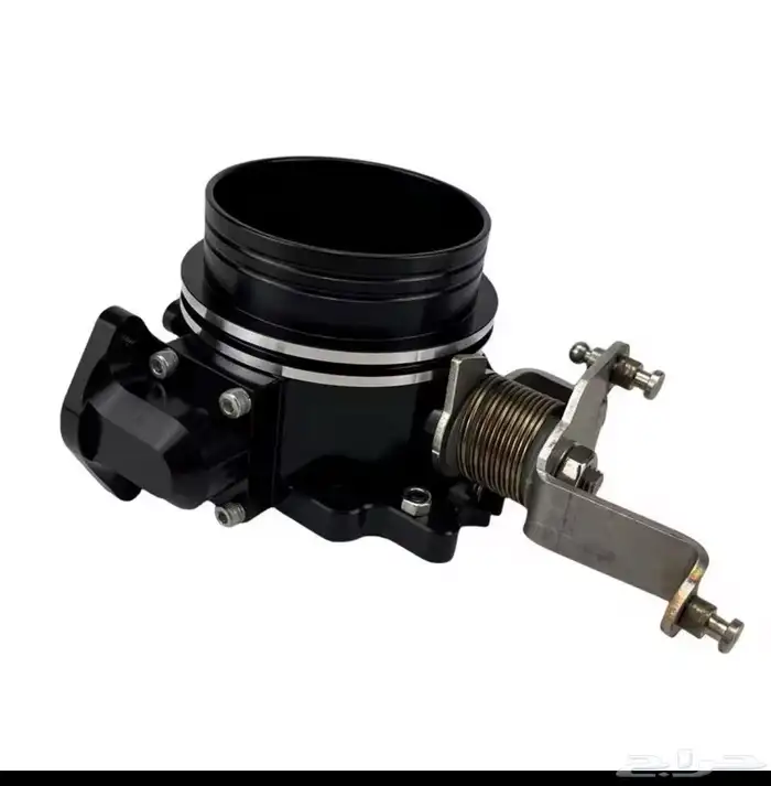 ثروتل حجم 70 يركب على جيب شروكي ورانقر 1