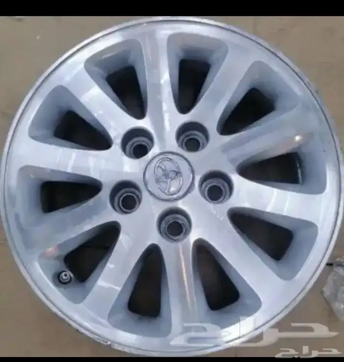 للبيع جنوط كامري 2002 0