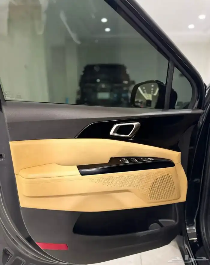 كيا كرنفال 2021 ( ديزل ) فل كامل بحالة الوكالة 25