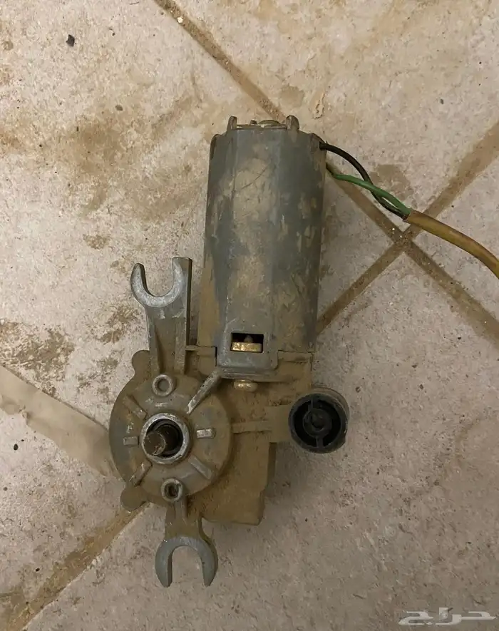 للبيع قطع غيار كابرس ولومينا من 2000 إلى 2006 35