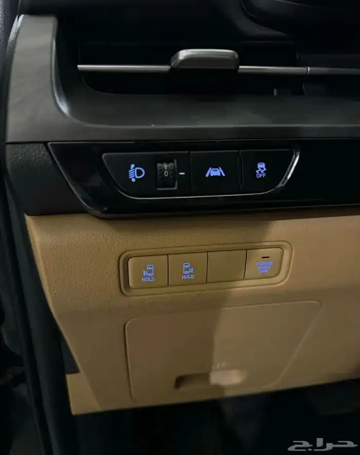 كيا كرنفال 2021 ( ديزل ) فل كامل بحالة الوكالة 24