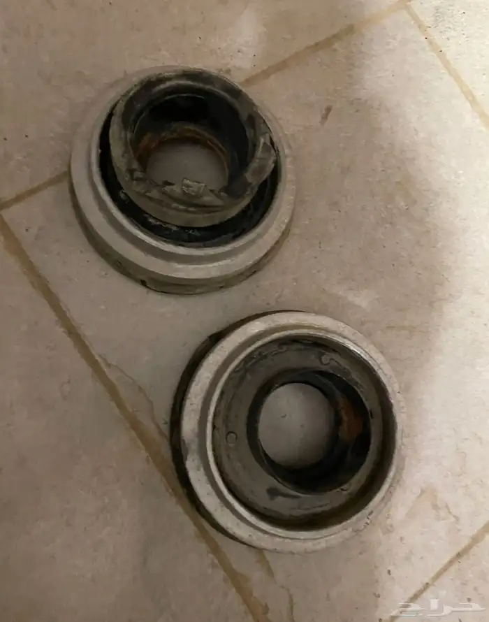 للبيع قطع غيار كابرس ولومينا من 2000 إلى 2006 30