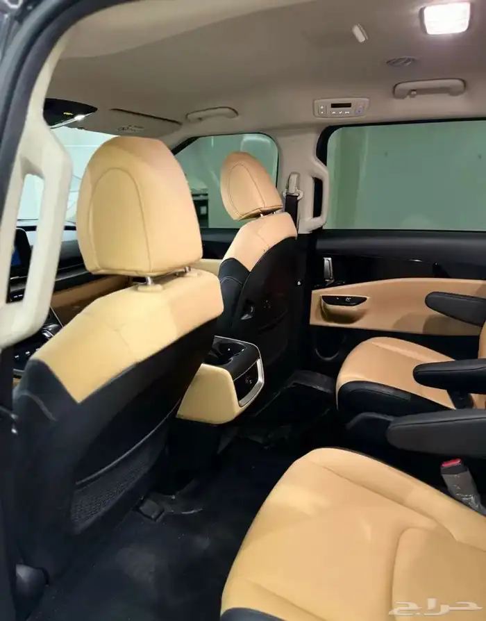 كيا كرنفال 2021 ( ديزل ) فل كامل بحالة الوكالة 34